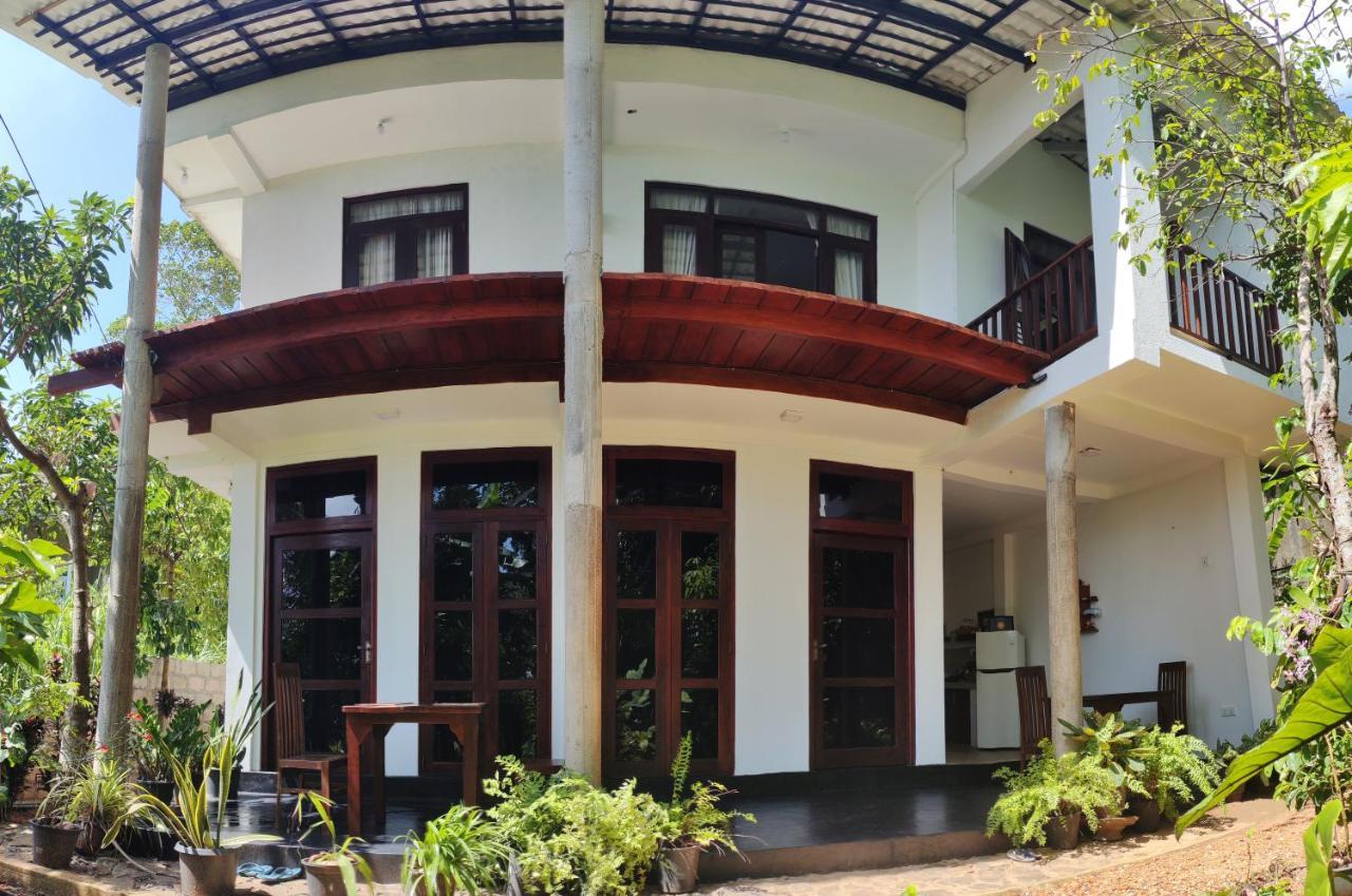 Arazo Villa Unawatuna Exterior foto