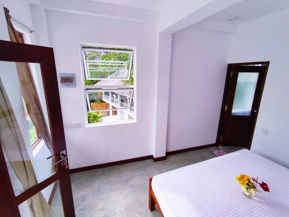 Arazo Villa Unawatuna Exterior foto