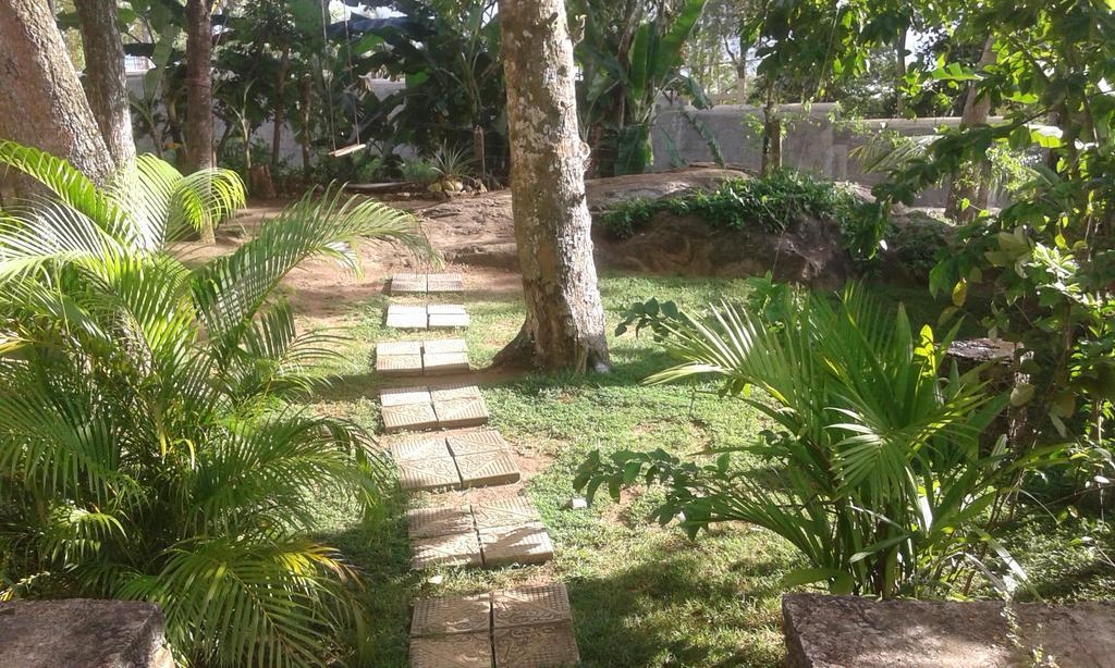 Arazo Villa Unawatuna Exterior foto